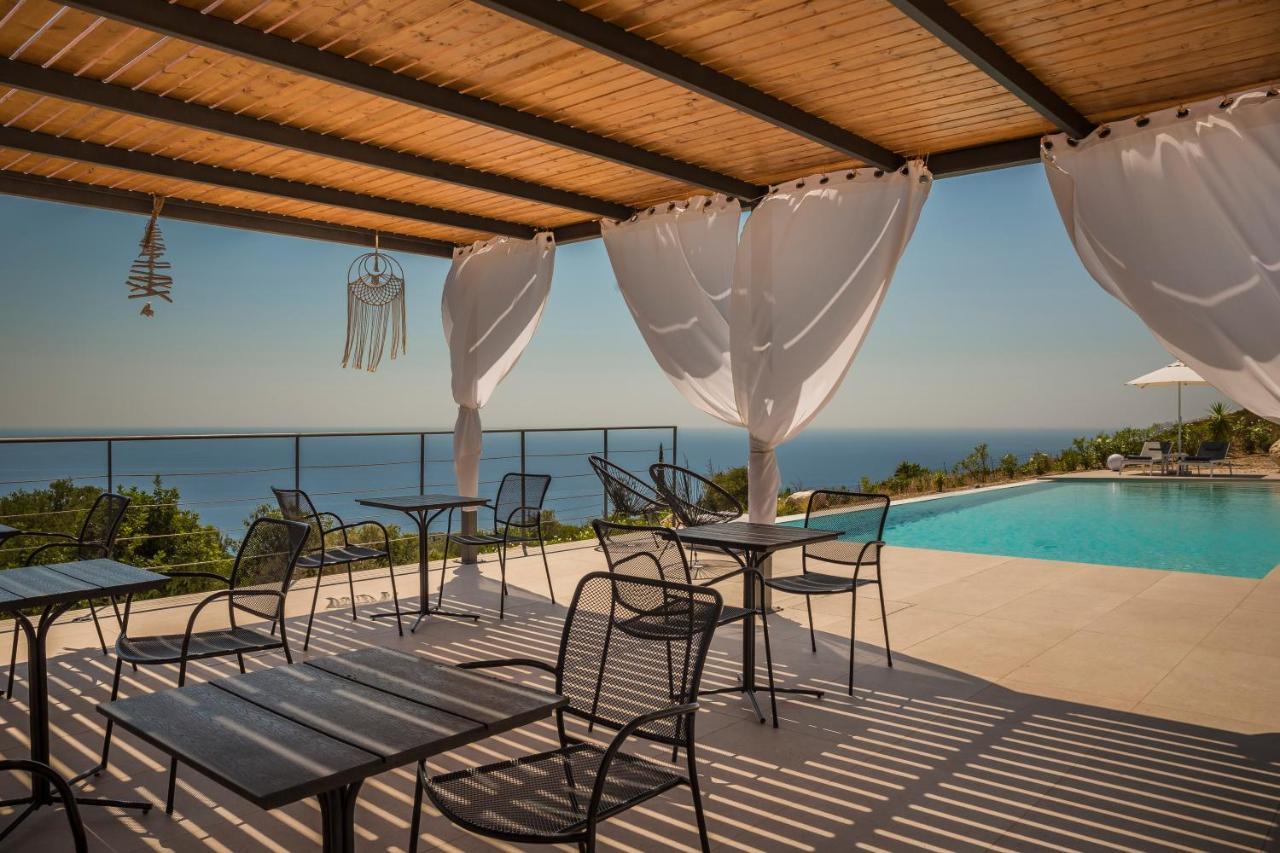 Kefalonian Escape Suites Valeriános Exteriér fotografie